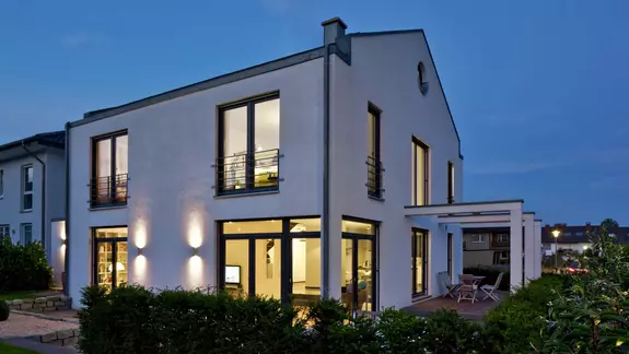 Haus Arndt | Klare Formen und viel Licht.